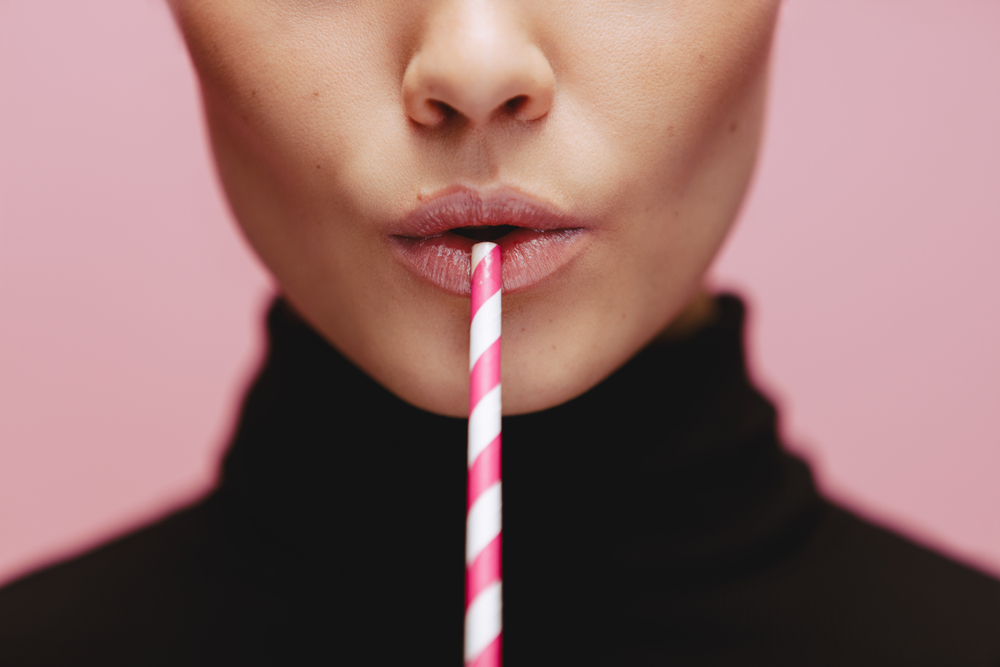 Red-white drinking straws