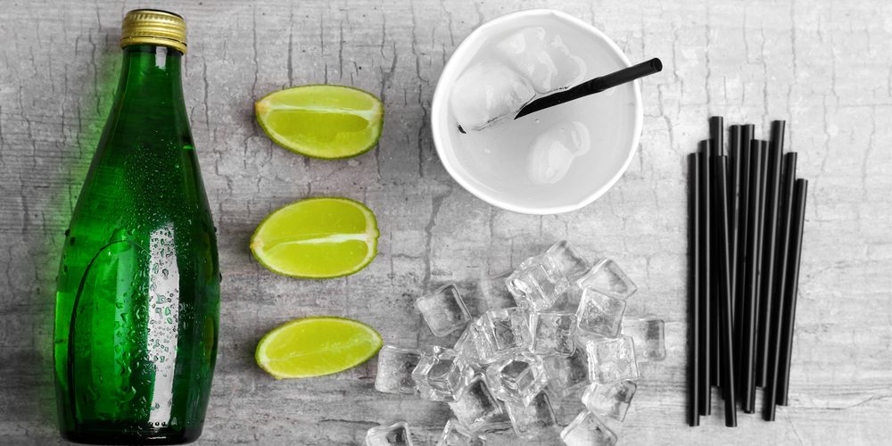 Biologisch abbaubare schwarze Cocktailhalme